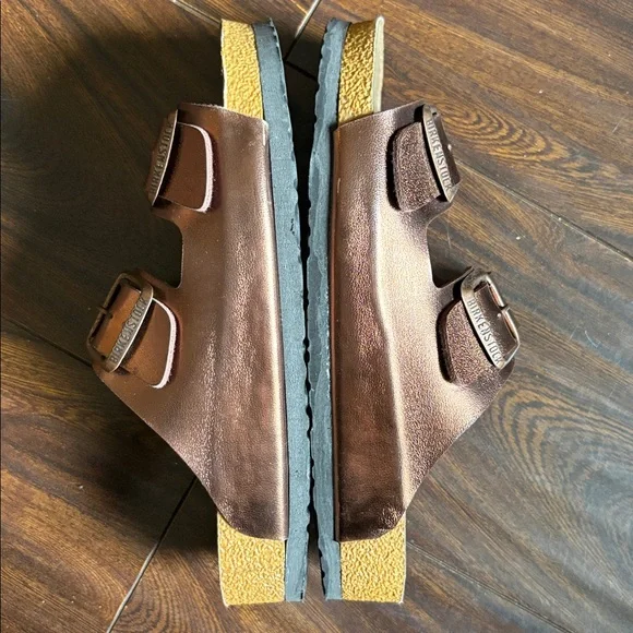 BIRKENSTOCK Arizona Birko-Flor Arizona Metallic Copper( Rose Gold) Sandals - Picture 12 of 17